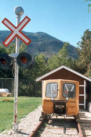 Speeder and railway signal